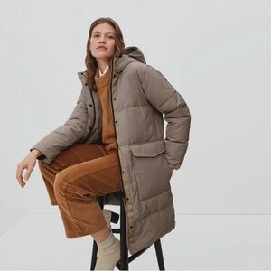 Everlane Renew long puffer jacket tan / light brown xsmall